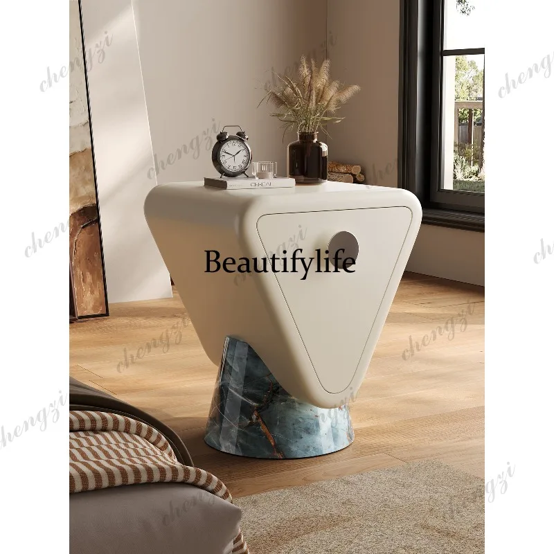 9344 Marble bedside table Soli - Tables recension och pris